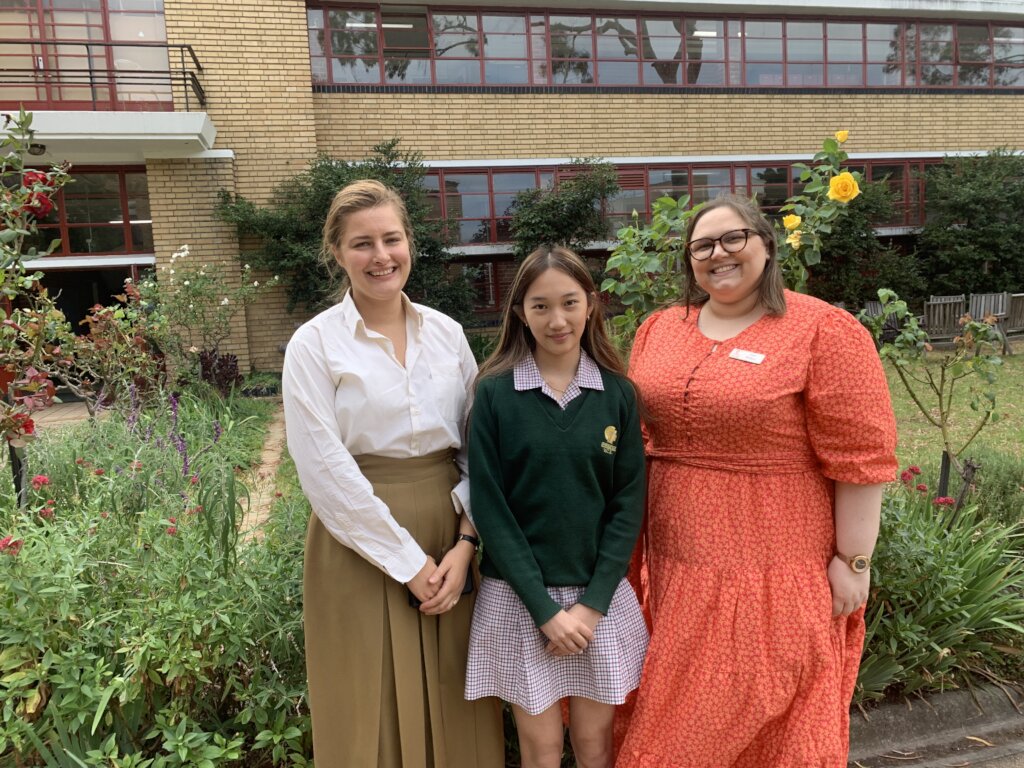 Mentor Maria, Yr1 Scholar Cindi and school rep