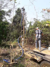 Installing new wells in Ambue Ari