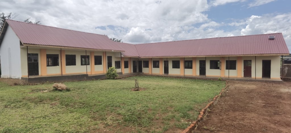 Building Dormitories for 100 Orphans in Uganda