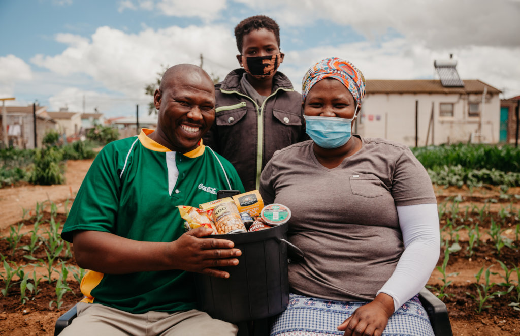 Provide grocery parcels to hungry African families