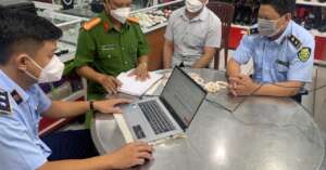 27 ivory bracelets confiscated from shop