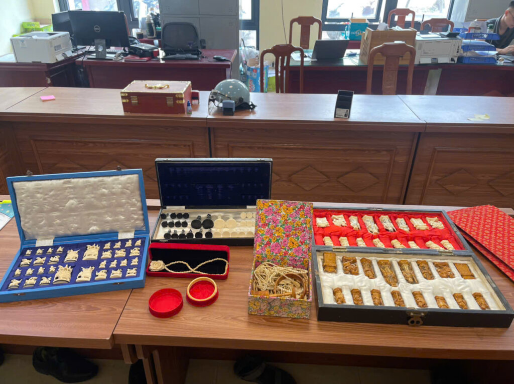 Ivory confiscated by police