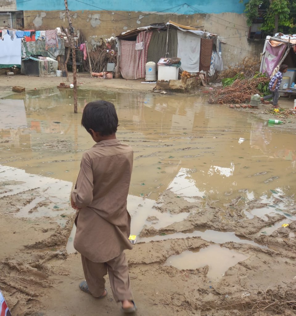 Help Provide Waterproof Tents 10 Homeless families