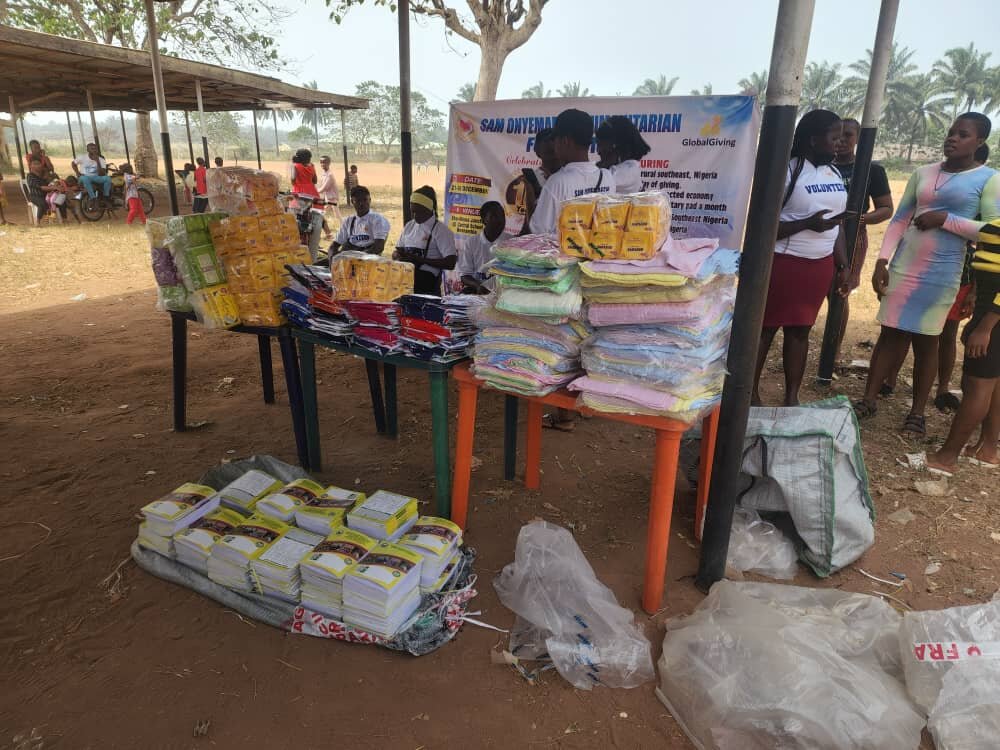 She Matters-support 500 Nigerian Damsels with Pad