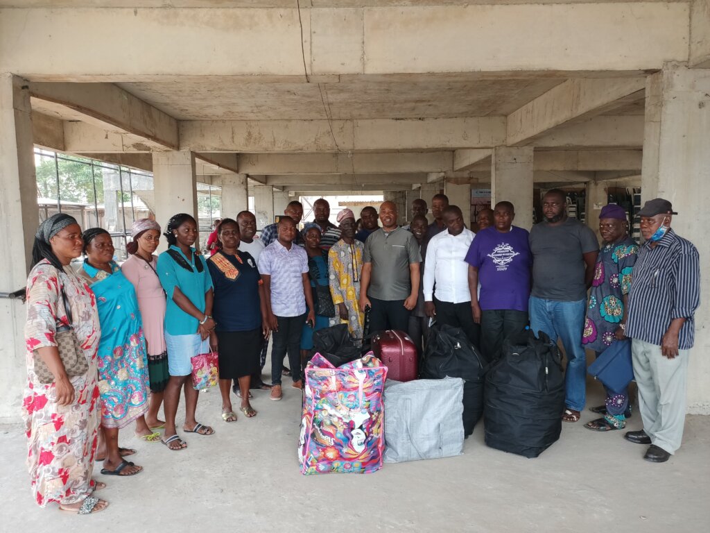 Give succor & Refuge to 150 homeless poor in Niger