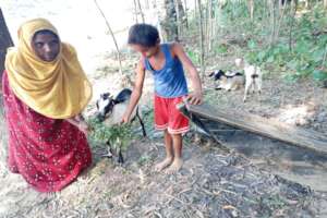 Children Cooperating their parents
