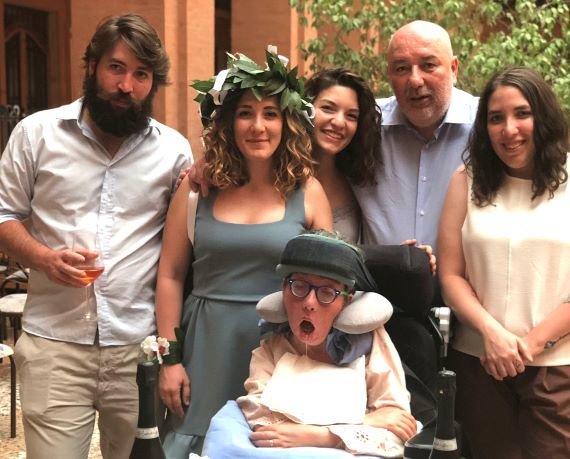 I-CAR: an equipped minivan for Carmela