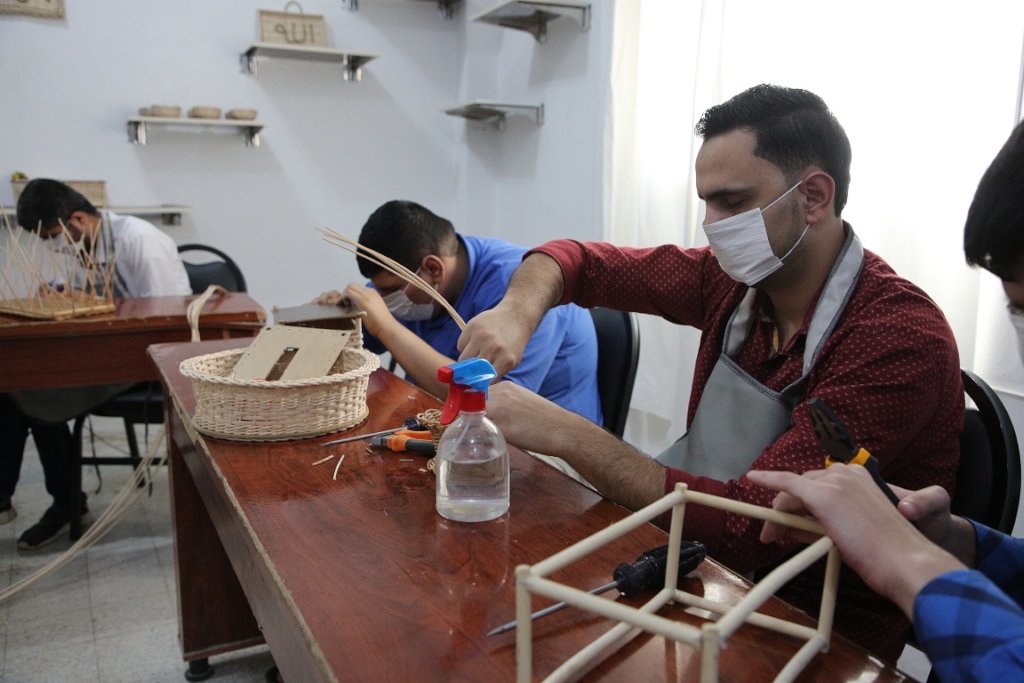 Help Blind People in Syria to Work and Produce