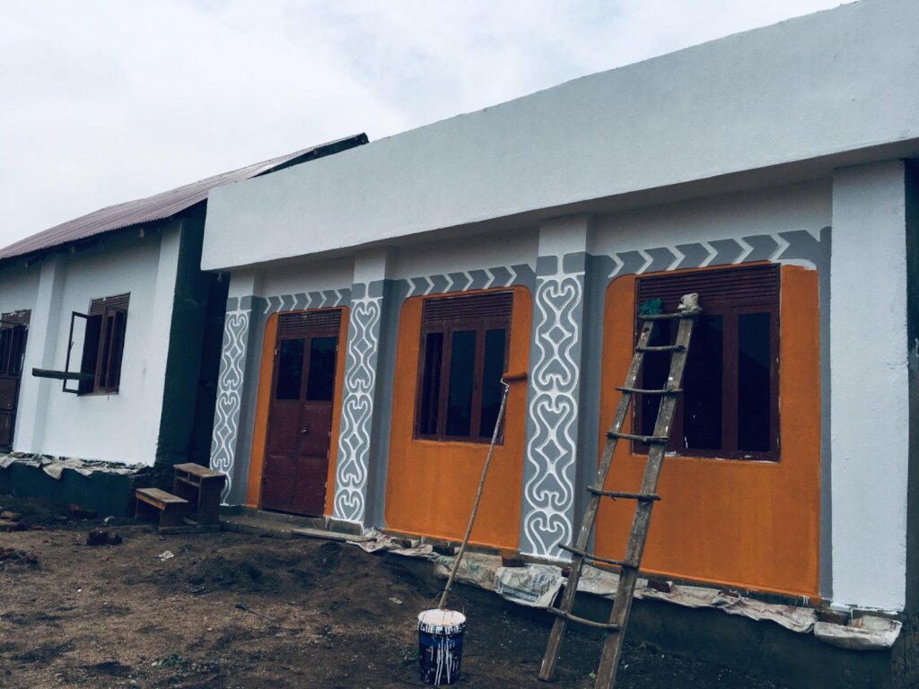 Build Homes for 5 Women and their Children