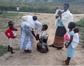 Women and children on the Baker Farm