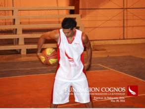 Basketball team practices