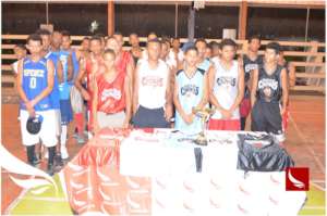 Torneo navideno de baloncesto