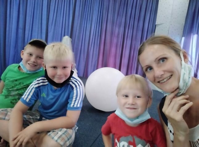 Empower mothers to build their careers