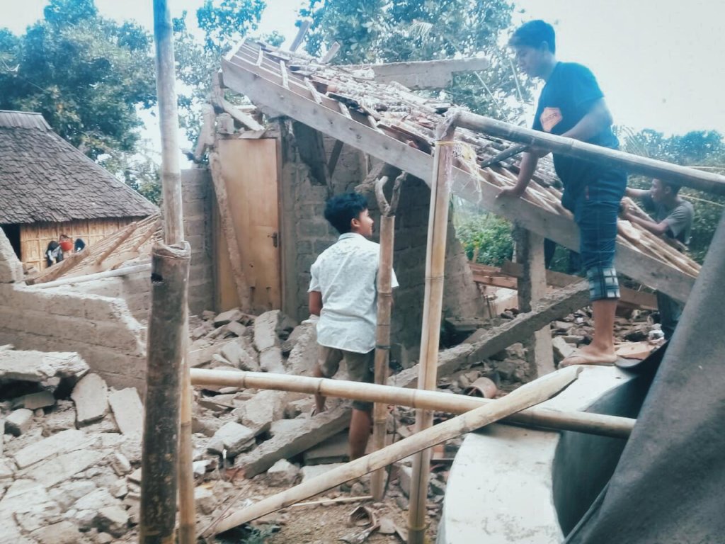 Shelters for 343 E Bali Earthquake Victim Families