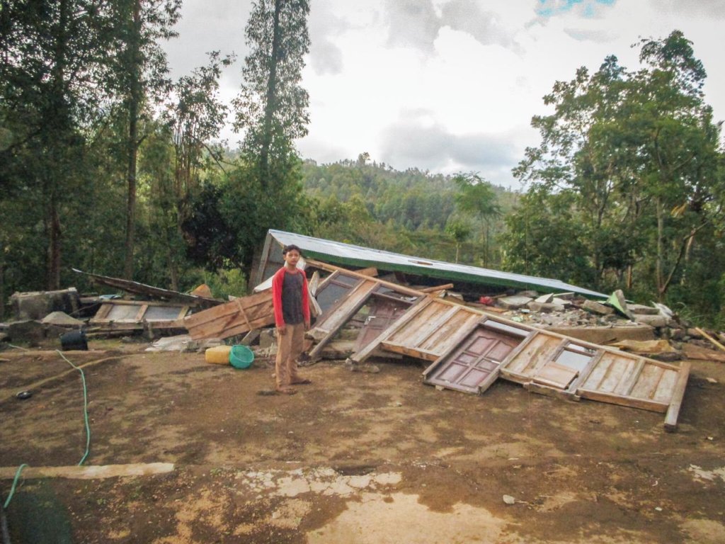 Shelters for 343 E Bali Earthquake Victim Families
