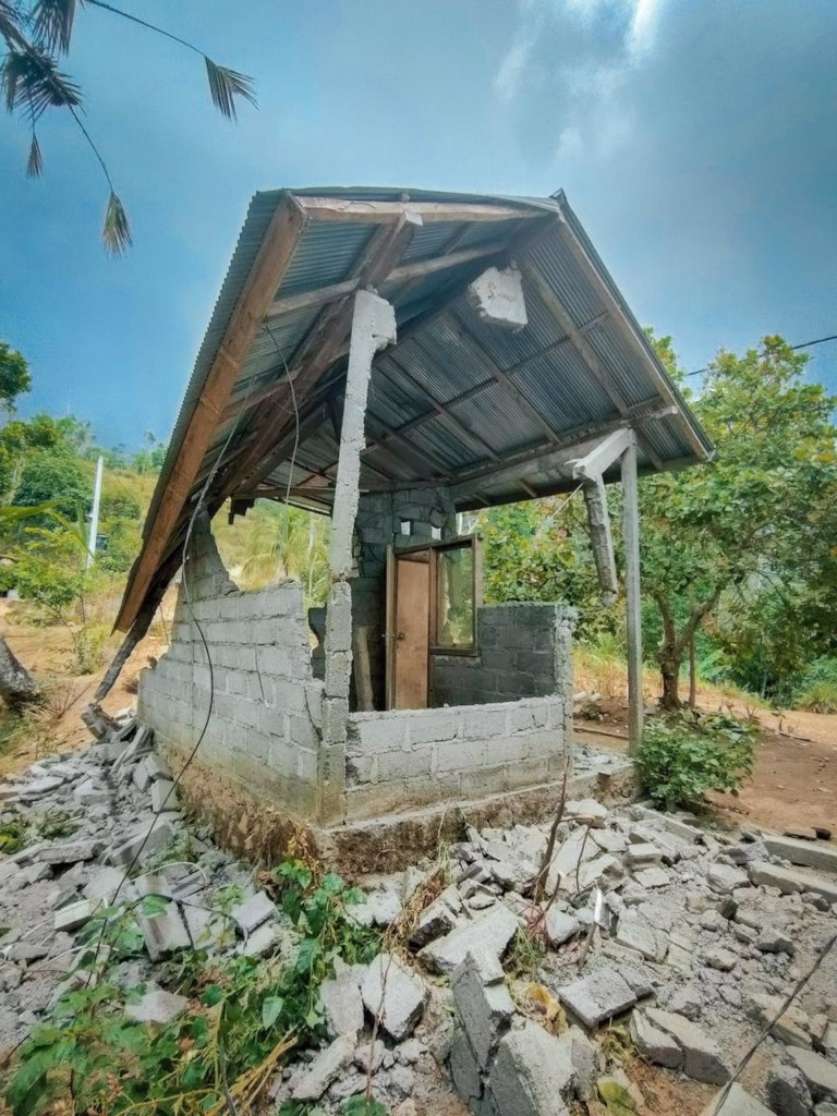 Shelters for 343 E Bali Earthquake Victim Families