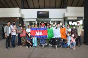Team leaving for the Cambodia Ireland Exchange