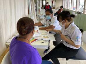 Palauan receiving health information