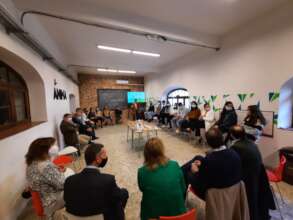 Students Sharing with the Minister of Labor
