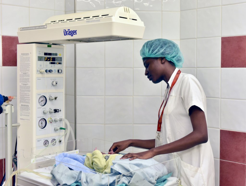 Empower 2100 young women through quality work