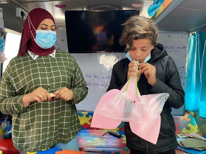 100 Hope Bus Scholarships for Iraqi girls and boys