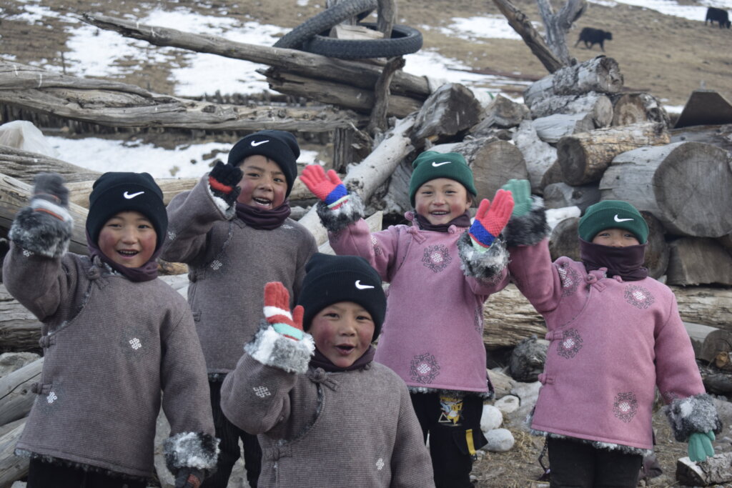 Warm Clothes for Nomad Students in Tibet 2021