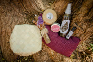 "Apapacho baskets" made by health promotors