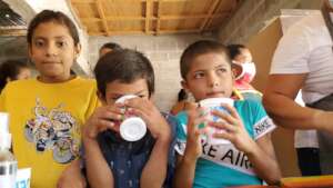 children eating