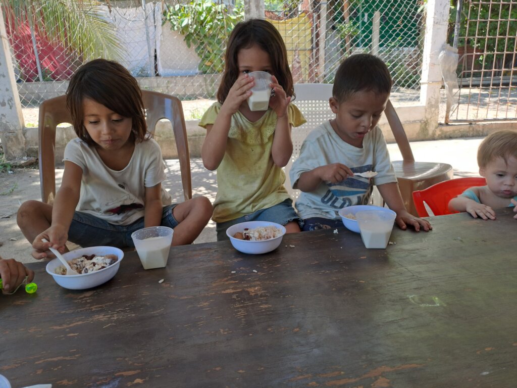 School Meals for 200 childrens in Honduras
