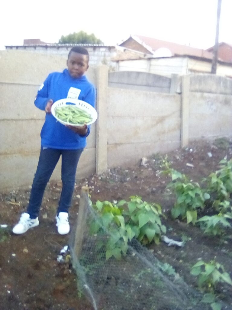 Train a teacher for South Africa's Zama Montessori