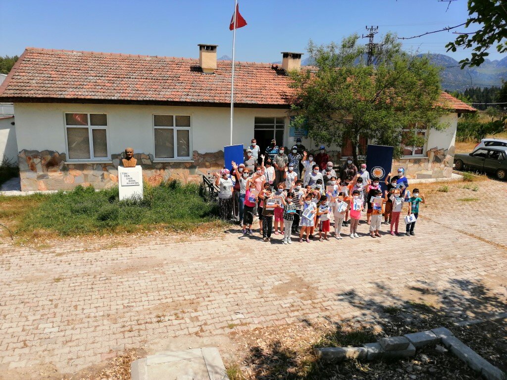 SUPPORT CHILDREN EDUCATION IN TURKEY WITH TABLETS