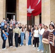 CYDD university youth at Anitkabir
