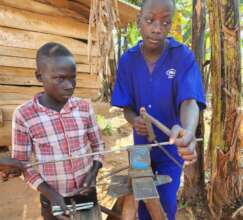 12 young people are learning metalworking welding