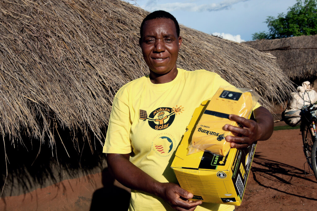 Help Women lead their communities out of poverty