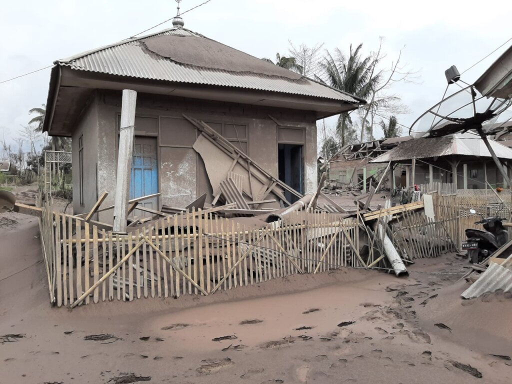 Emergency and Relief Aid for Semeru Eruption