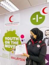 Sarah volunteering with Malaysia Red Crescent