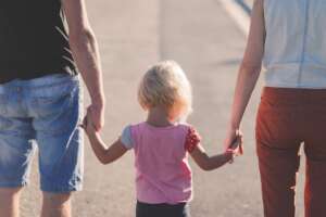 Psychological support to prevent child abandonment