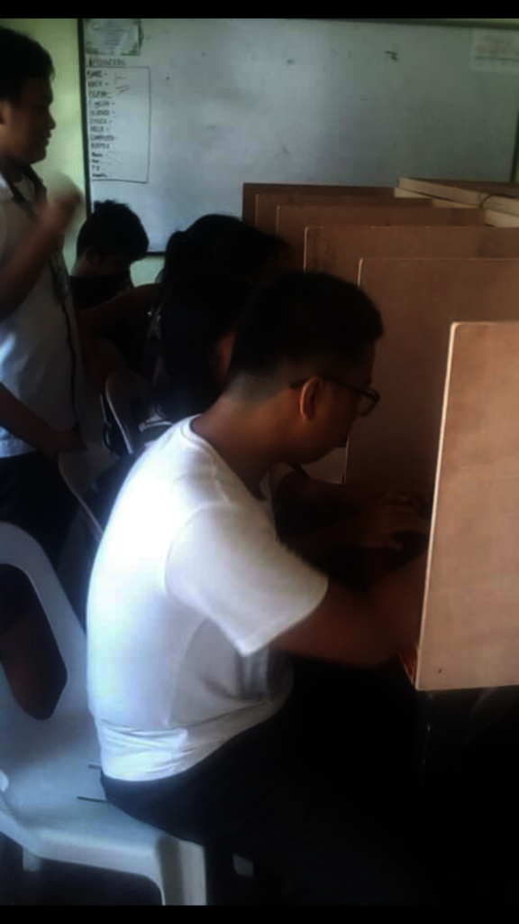 YouMeWe Language in the cloud-Philippines