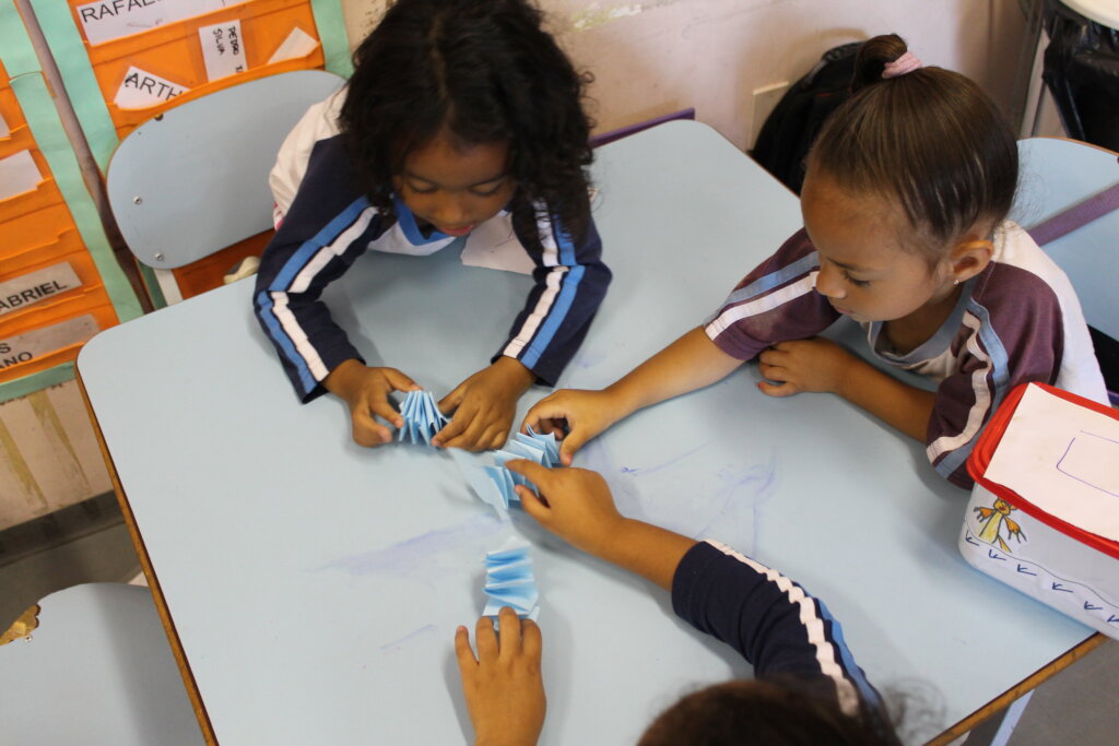 Brazilian School Kids Have Been Learning English By Correcting