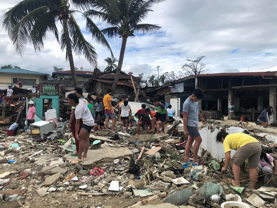 Emergency Aid for 2,000 Typhoon Rai Survivors