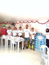 Volunteers in Dalaguete with 50 packs