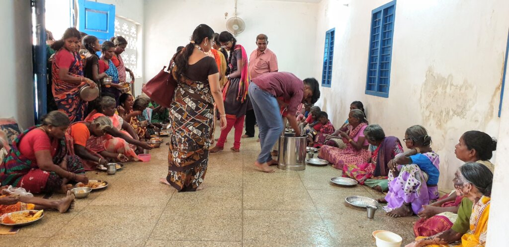 Provide Meal to neglected elders