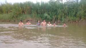 Swimming in Paranapura River