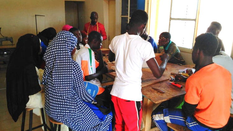 Job Skills for Young People in Niger