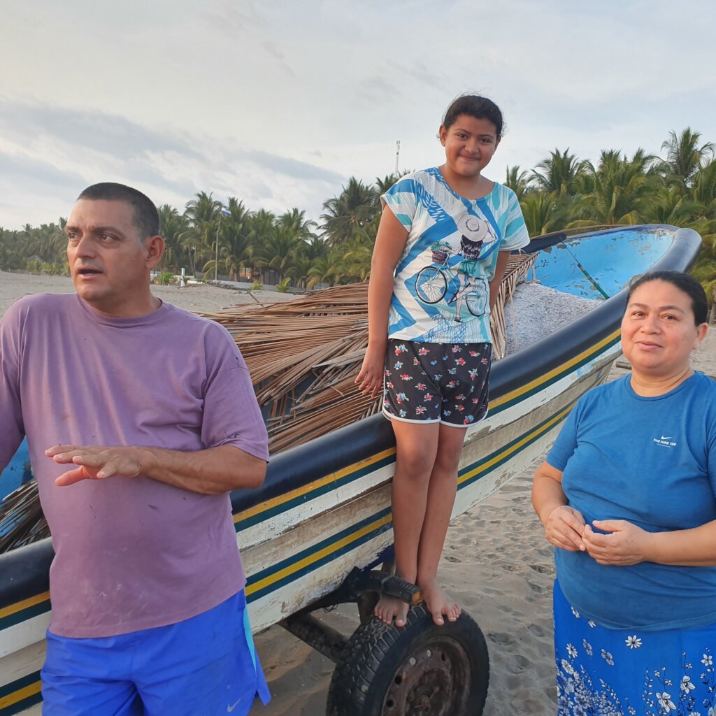 Saving Turtles in El Salvador - La Palapa Project