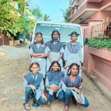A new school van for the children of Janani Home