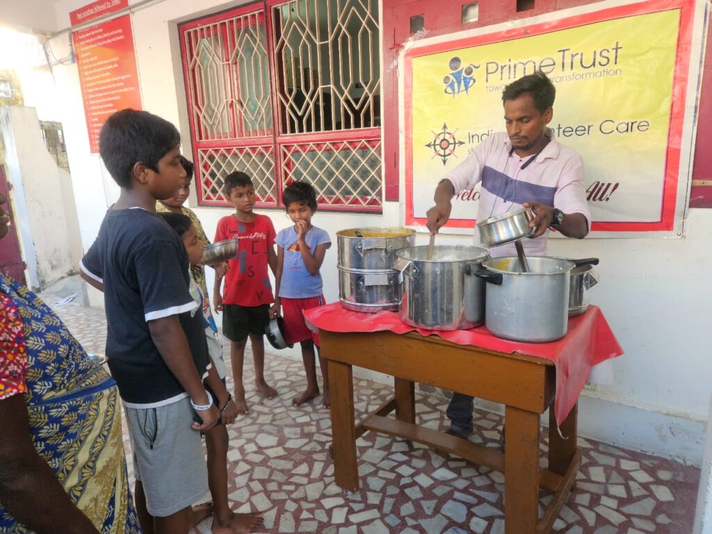 Nourishing Hope: 500 Weekly Meals