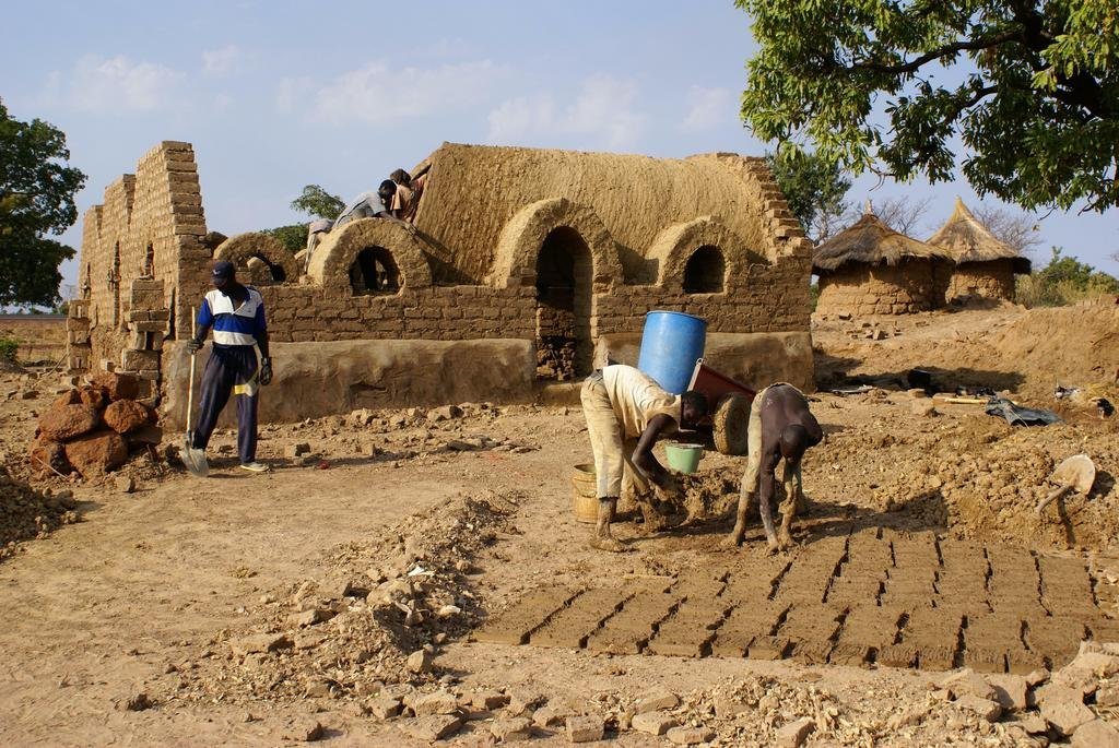 Help build affordable houses for Zambian villagers