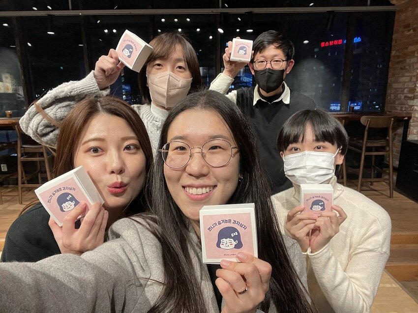 Ensuring deaf people's right to access information