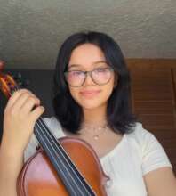 Jimena and her viola